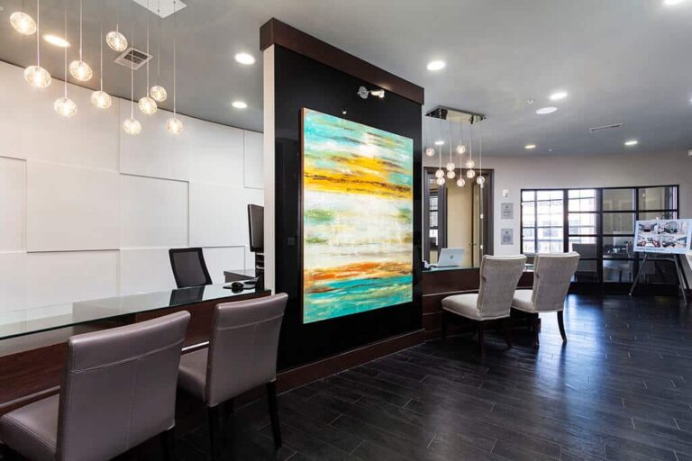 The upscale leasing office at Flats at Perimeter Place apartments in Dunwoody.