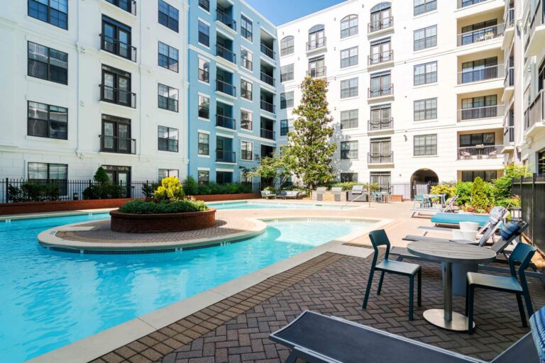 Flats at Perimeter Place apartments in Dunwoody resort-style pool.