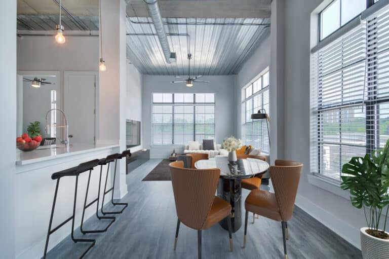 Spacious apartments in Dunwoody, GA.